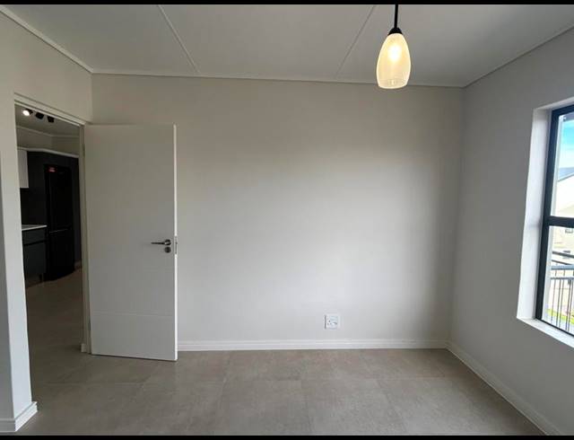 1 BEDROOM PROPERTY TO RENT IN THE HUNTSMAN